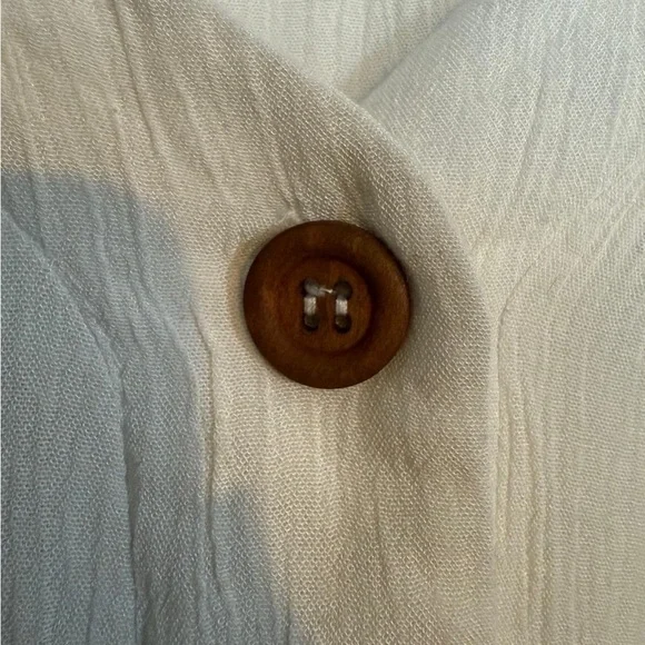 Ardene Cream V-Neck Button Front Top - Size L - Picture 3 of 7